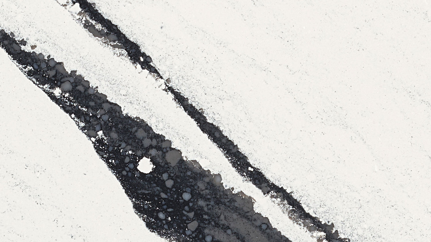 Bentley (Cuarzo | Pulido y Cambria Mate - Por pie cuadrado) | Hecho en EE. UU.