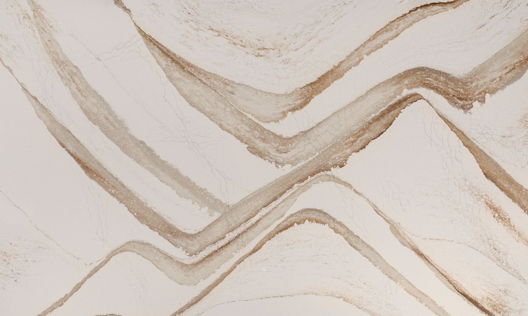 Brittanicca Gold Warm (Cuarzo | Pulido y Cambria Mate - Por pie cuadrado) | Hecho en EE. UU.