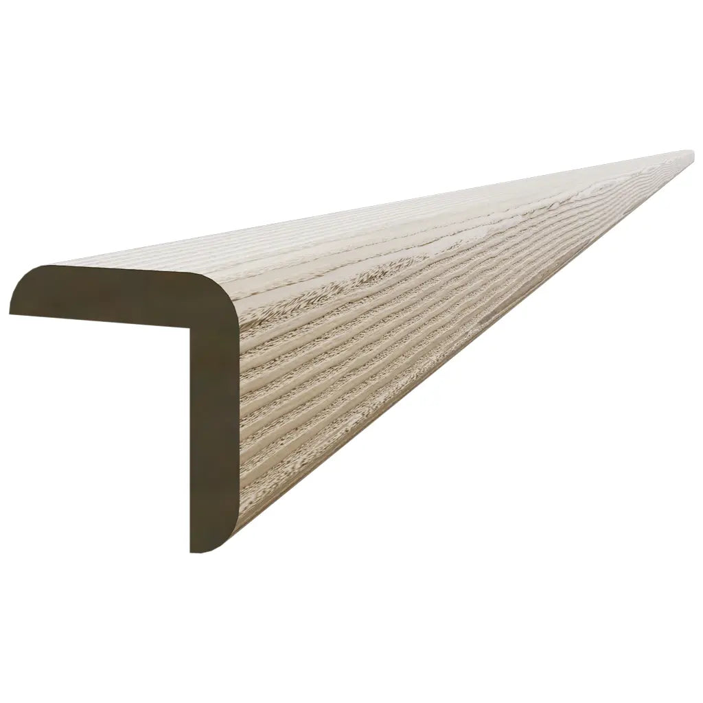 OCM8-1 1/4 (Moldura de esquina exterior - 96" de ancho x 1-1/4" de alto x 1/4" de alto) | Roble del desierto