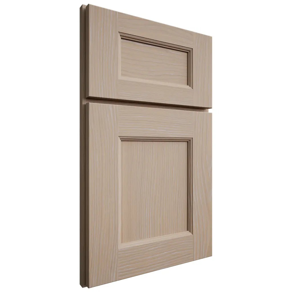 Shiloh Cabinetry Full Overlay Aspen White Oak Plain Cut Straw Door