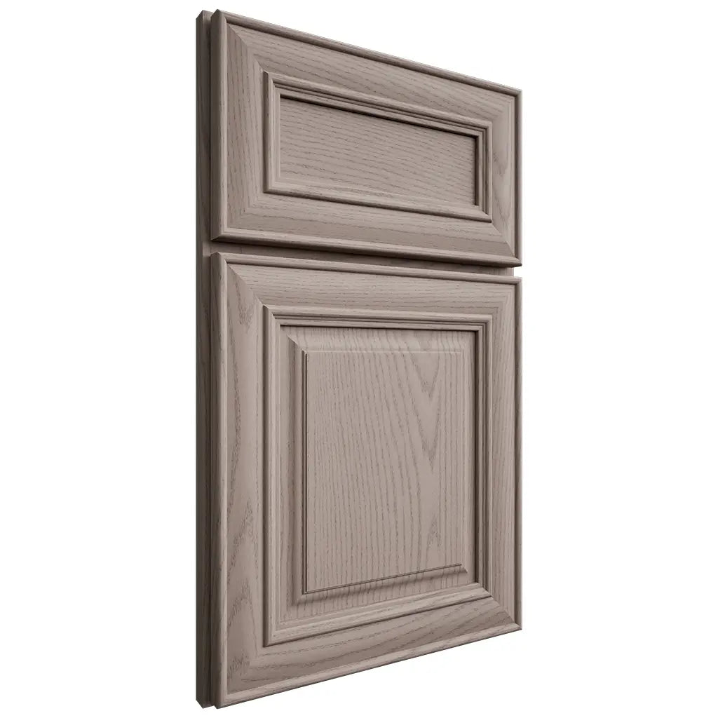 Shiloh Cabinetry Full Overlay Bradford Red Oak Plain Cut Sterling Door