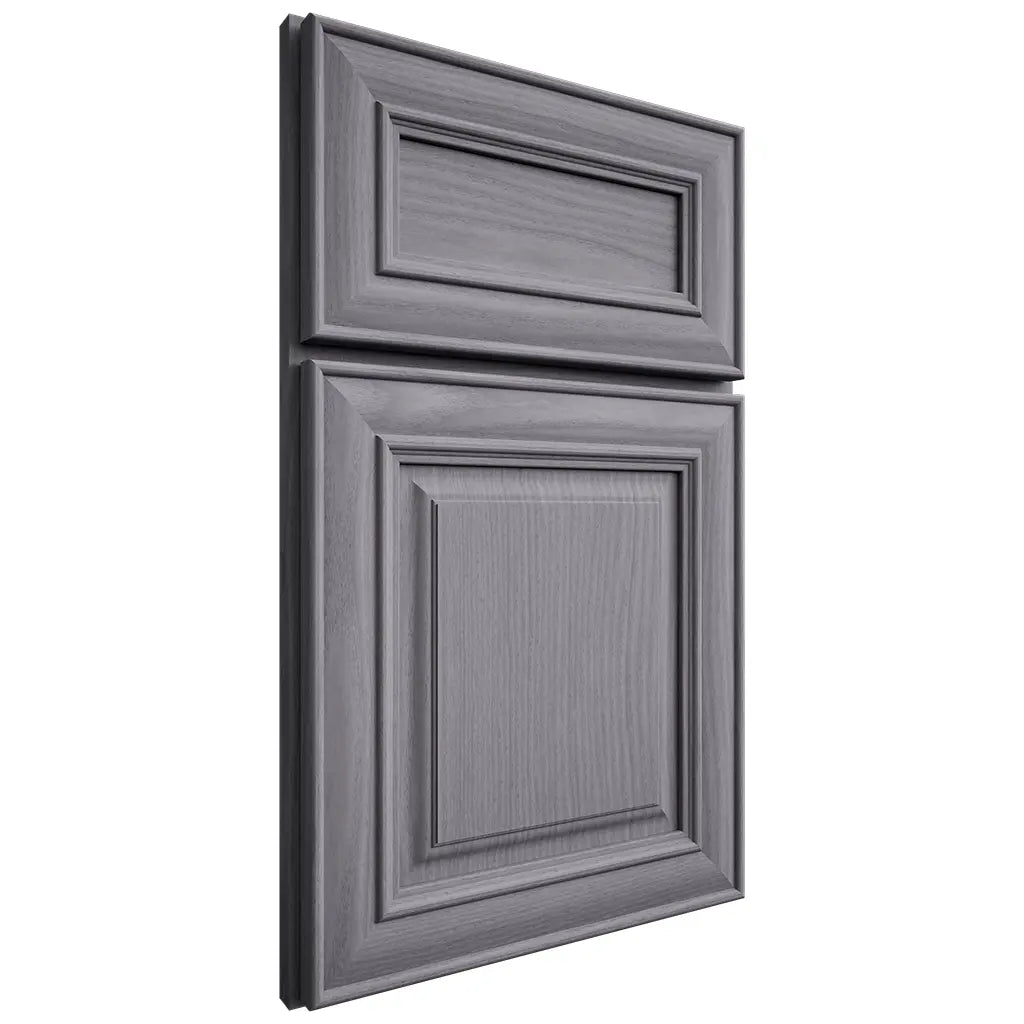 Shiloh Cabinetry Full Overlay Bradford White Oak Plain Cut Cadet Door