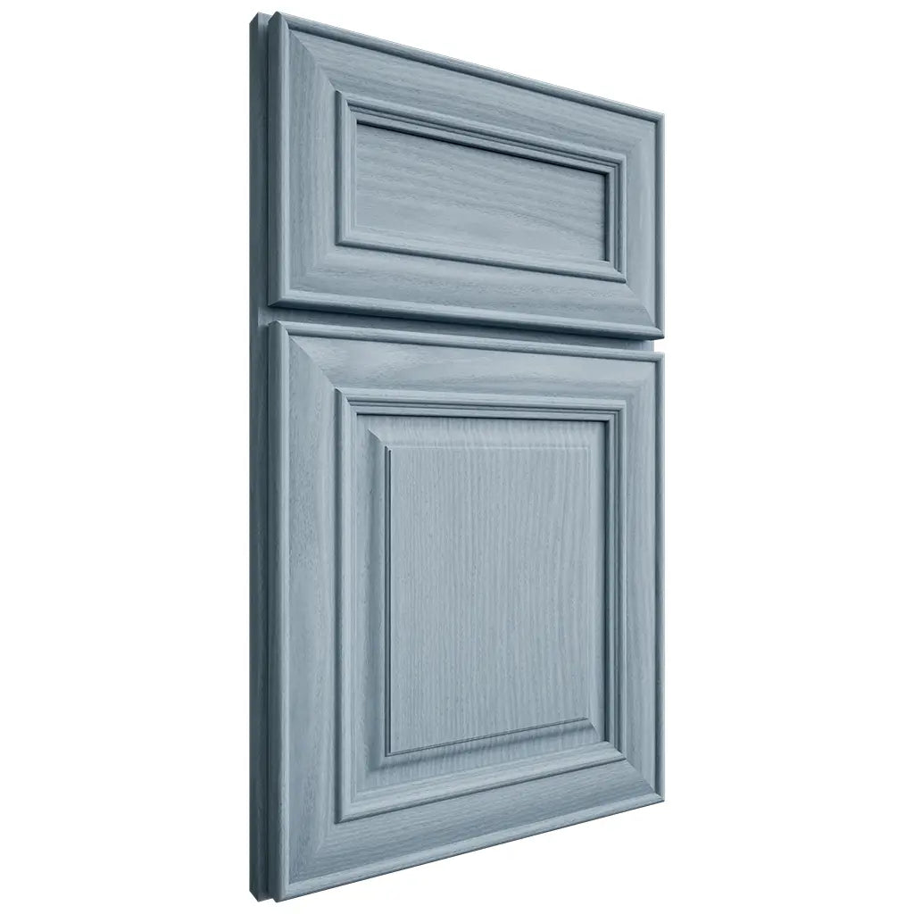 Shiloh Cabinetry Full Overlay Bradford White Oak Plain Cut Sky Door