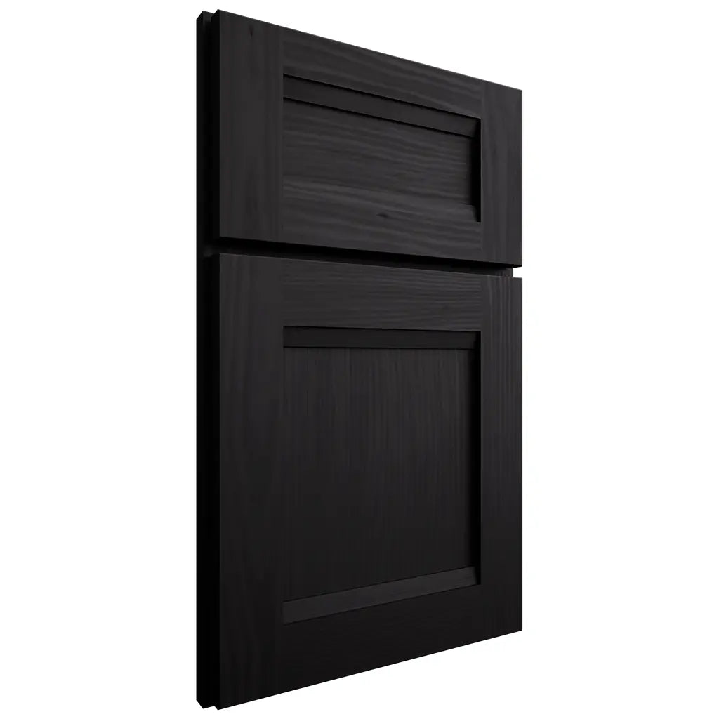 Shiloh Cabinetry Full Overlay Bristol White Oak Plain Cut Ink Door