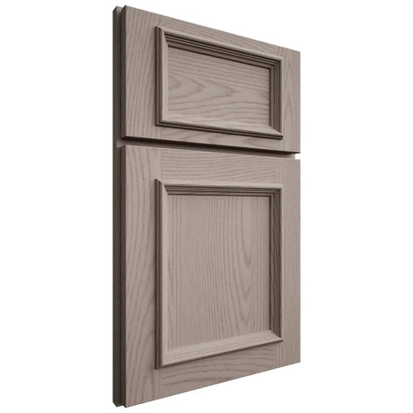 Shiloh Cabinetry Full Overlay Charleston Red Oak Plain Cut Sterling Door