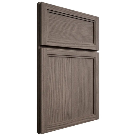 Shiloh Cabinetry Full Overlay Concord White Oak Plain Cut Clay Door