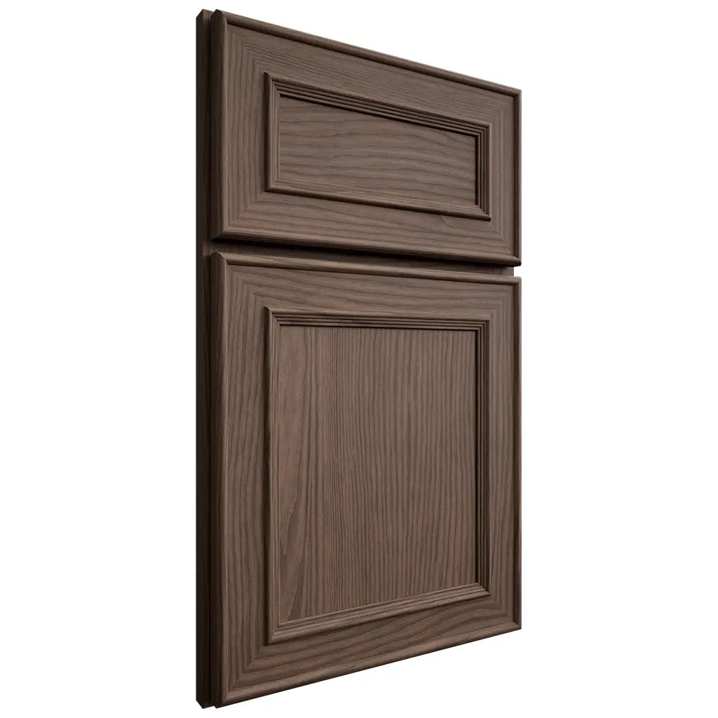 Shiloh Cabinetry Full Overlay Dalton White Oak Plain Cut Mineral Door