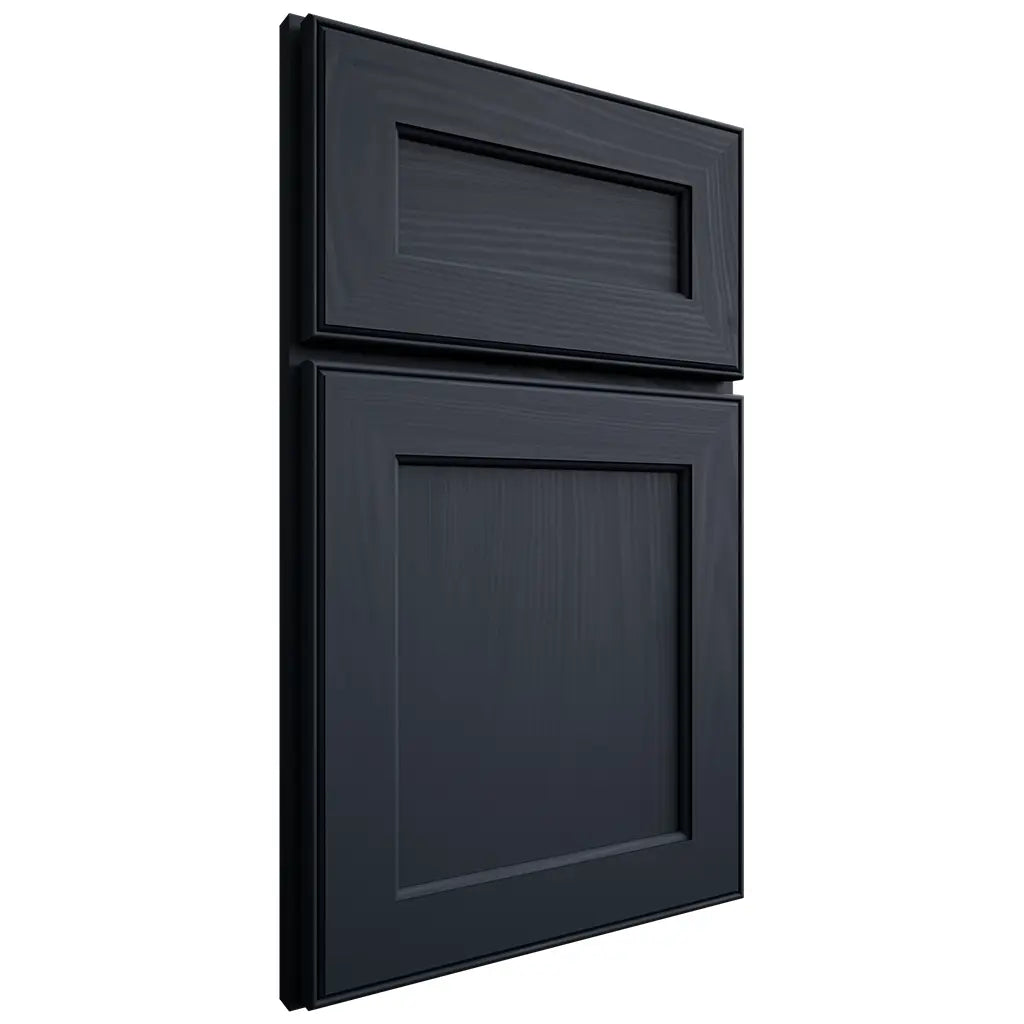 Shiloh Cabinetry Full Overlay Essex Poplar Plain Cut Hudson Door