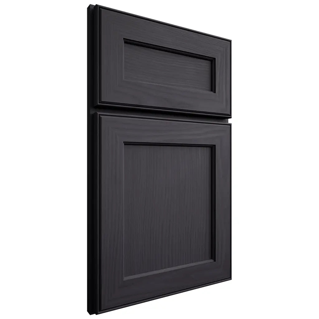 Shiloh Cabinetry Full Overlay Essex White Oak Plain Cut Harbor Door