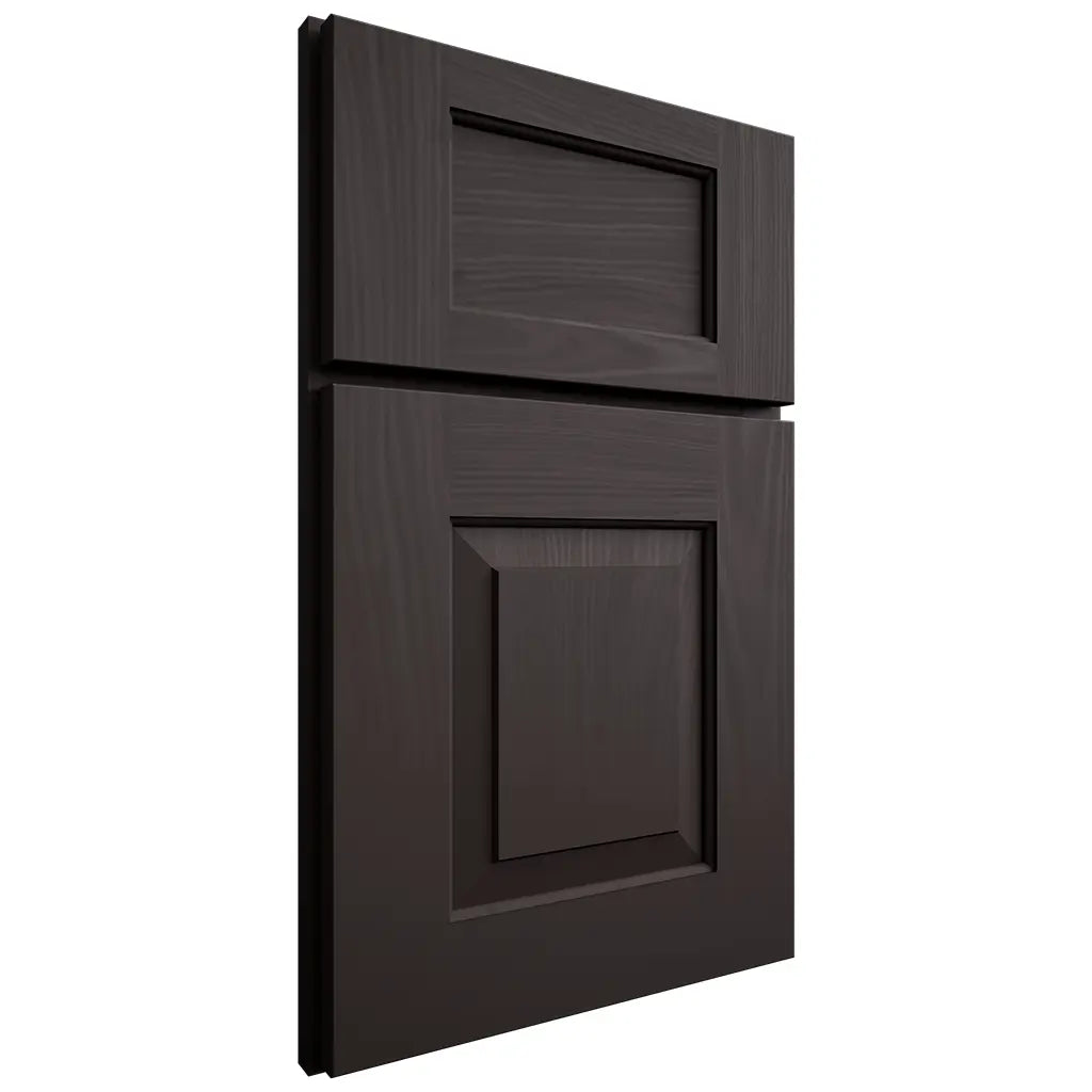 Shiloh Cabinetry Full Overlay Hamlin Poplar Plain Cut Carbon Door