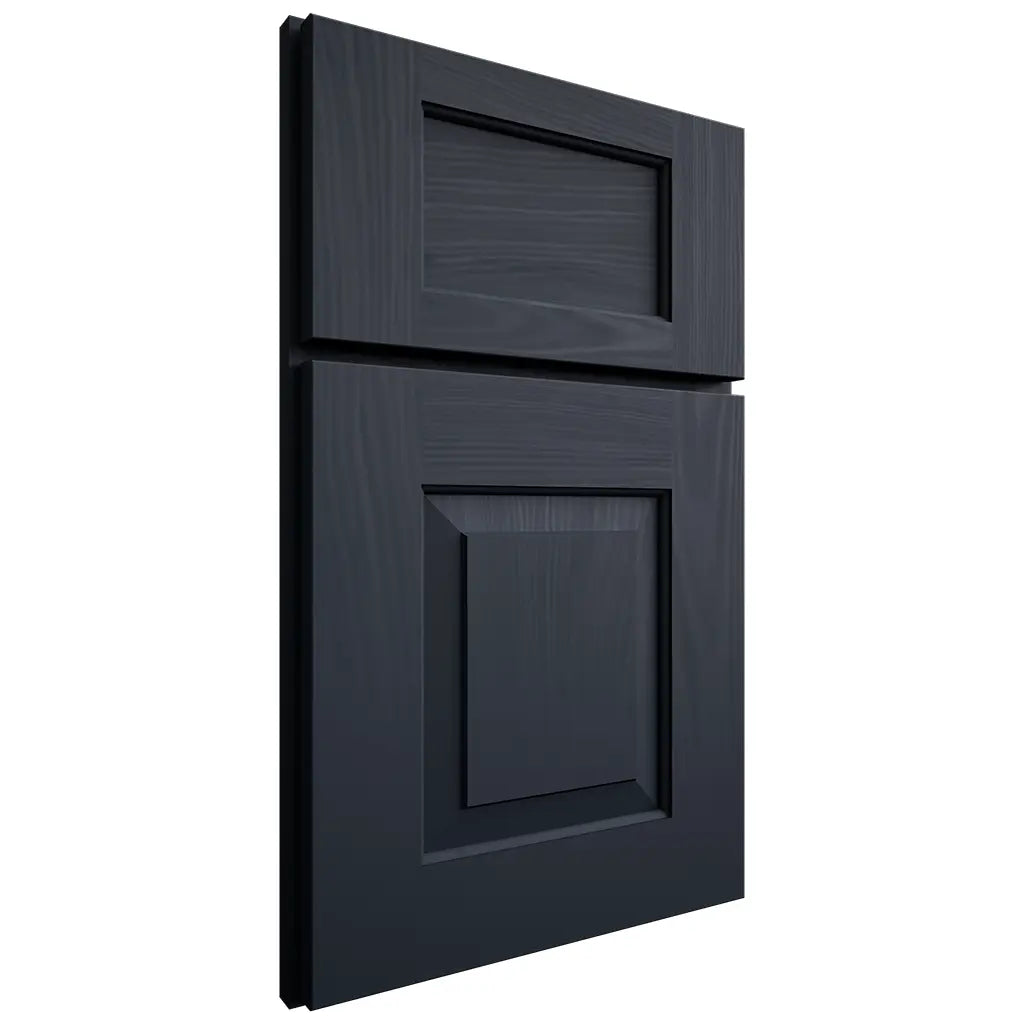 Shiloh Cabinetry Full Overlay Hamlin Poplar Plain Cut Hudson Door