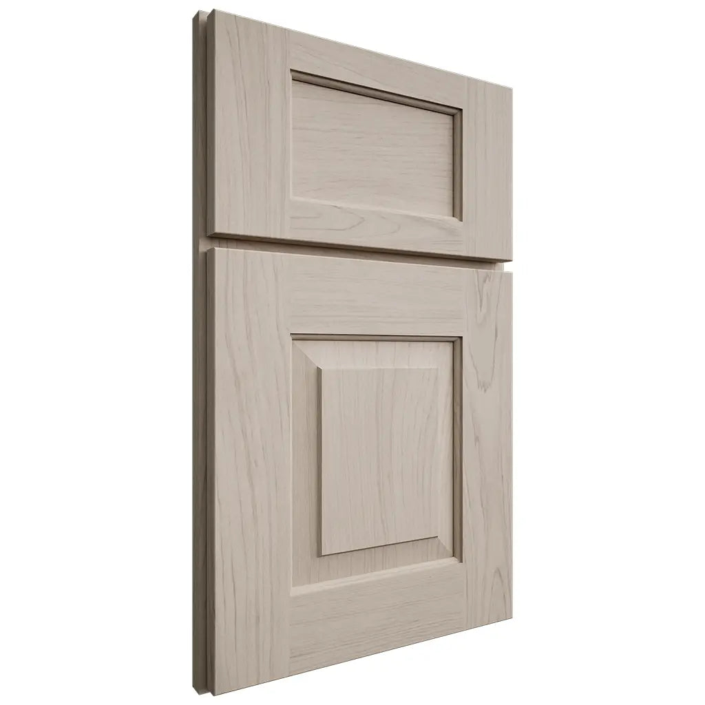 Shiloh Cabinetry Full Overlay Hamlin Poplar Plain Cut Seagull Door