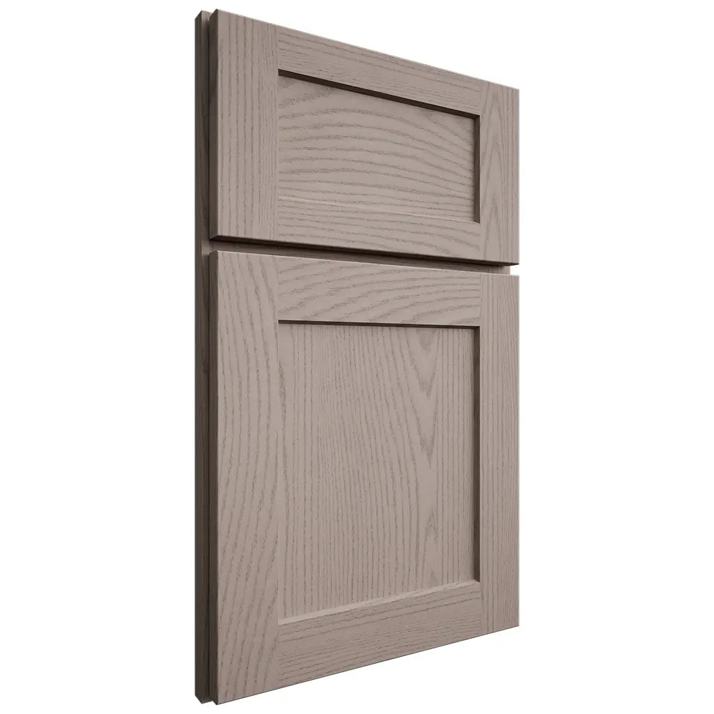 Shiloh Cabinetry Full Overlay Hanover Red Oak Plain Cut Sterling Door
