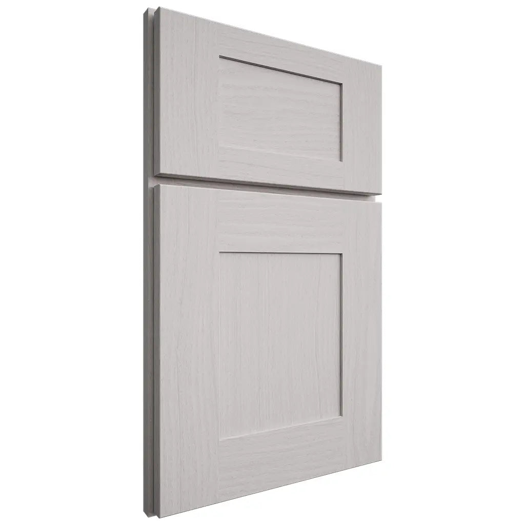 Shiloh Cabinetry Full Overlay Hartford White Oak Plain Cut Cotton Door