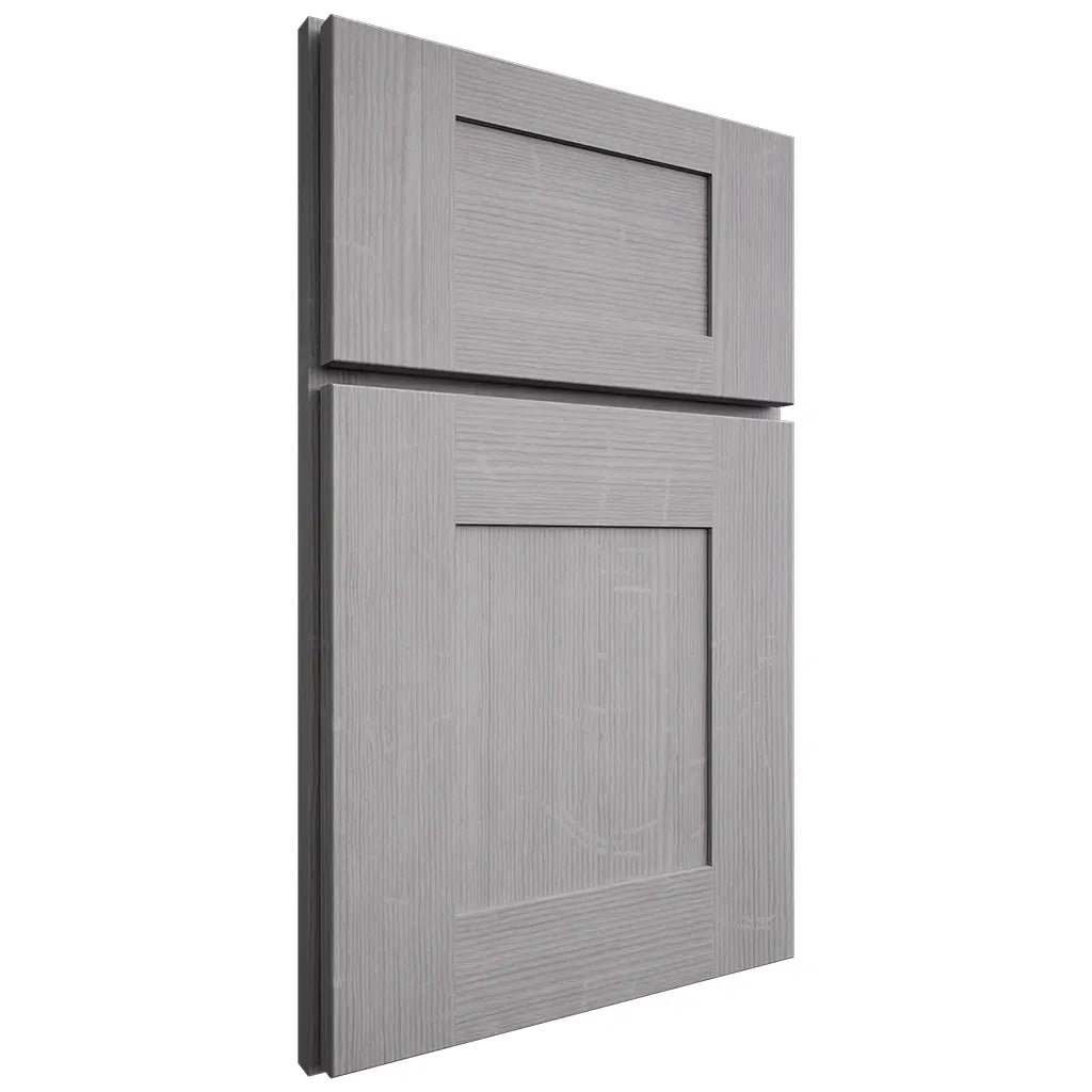 Shiloh Cabinetry Full Overlay Hartford White Oak Quarter Sawn Stratus Door