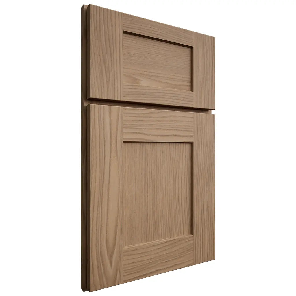 Shiloh Cabinetry Full Overlay Lancaster White Oak Plain Cut Natural Door