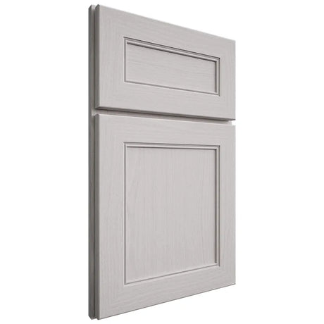 Shiloh Cabinetry Full Overlay Landes White Oak Plain Cut Cotton Door