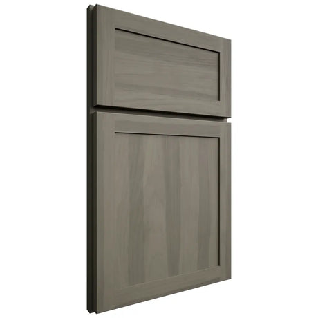 Shiloh Cabinetry Full Overlay Malibu Hickory Plain Cut Thyme Door