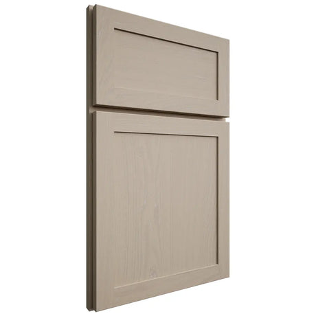 Shiloh Cabinetry Full Overlay Malibu Maple Plain Cut Pebble Door