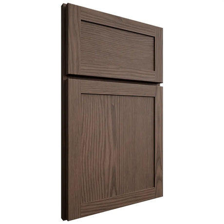 Shiloh Cabinetry Full Overlay Malibu White Oak Plain Cut Mineral Door