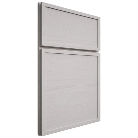 Shiloh Cabinetry Full Overlay Napa Horizontal White Oak Plain Cut Cotton Door
