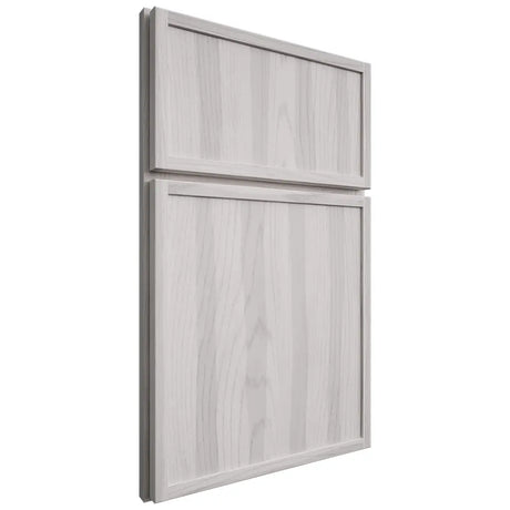Shiloh Cabinetry Full Overlay Napa Vertical Hickory Plain Cut Cotton Door