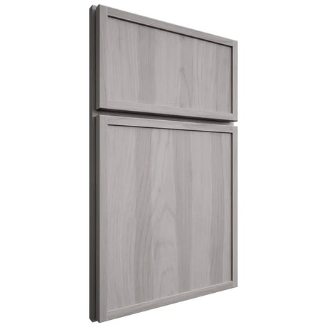 Shiloh Cabinetry Full Overlay Napa Vertical Hickory Plain Cut Stratus Door