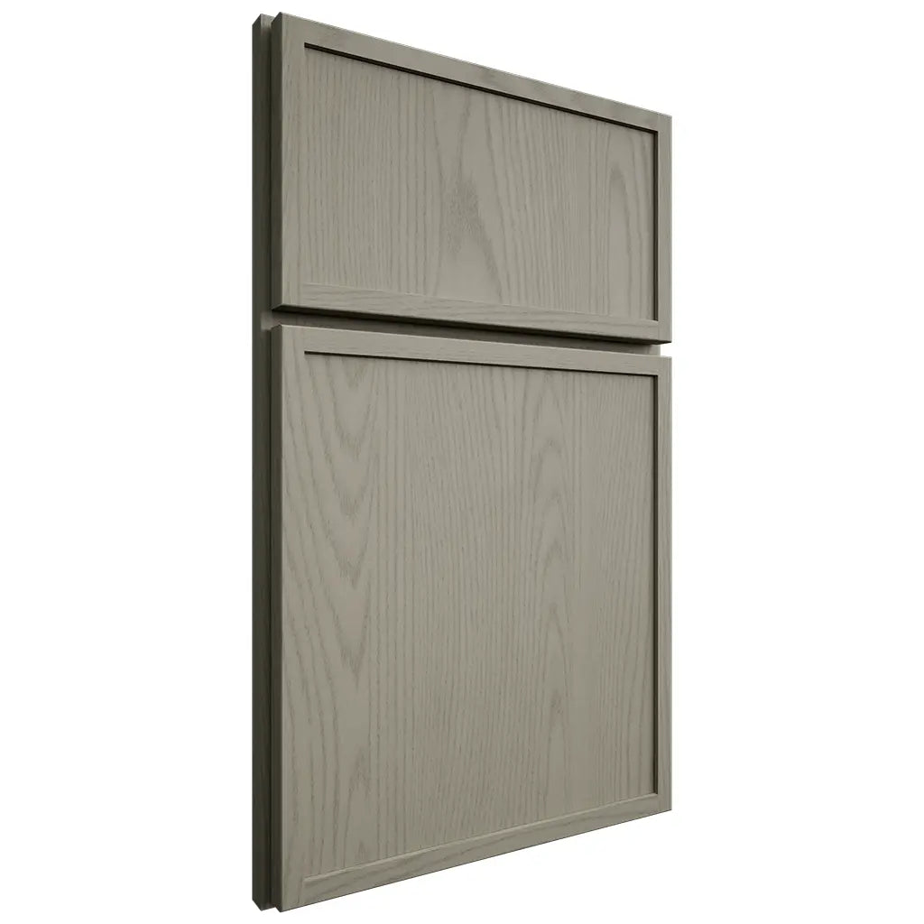 Shiloh Cabinetry Full Overlay Napa Vertical Red Oak Plain Cut Thyme Door