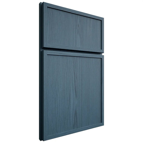 Shiloh Cabinetry Full Overlay Napa Vertical White Oak Plain Cut Hudson Door