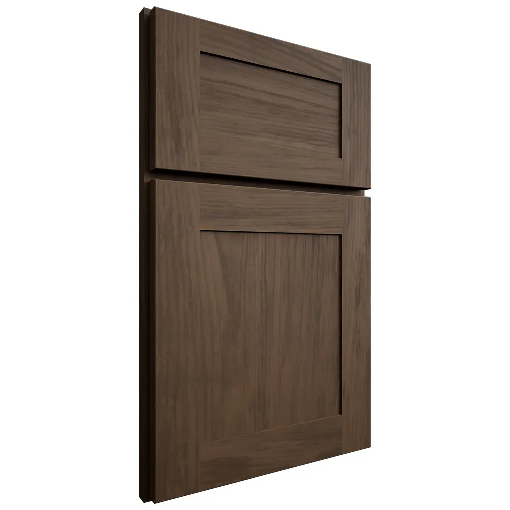Shiloh Cabinetry Full Overlay New Haven Alder Plain Cut Caviar Door