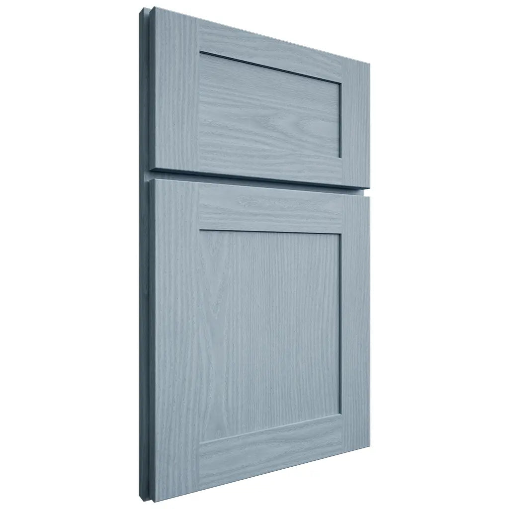 Shiloh Cabinetry Full Overlay New Haven White Oak Plain Cut Sky Door