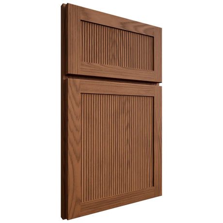Shiloh Cabinetry Full Overlay Reeded Malibu Red Oak Plain Cut Braun Door