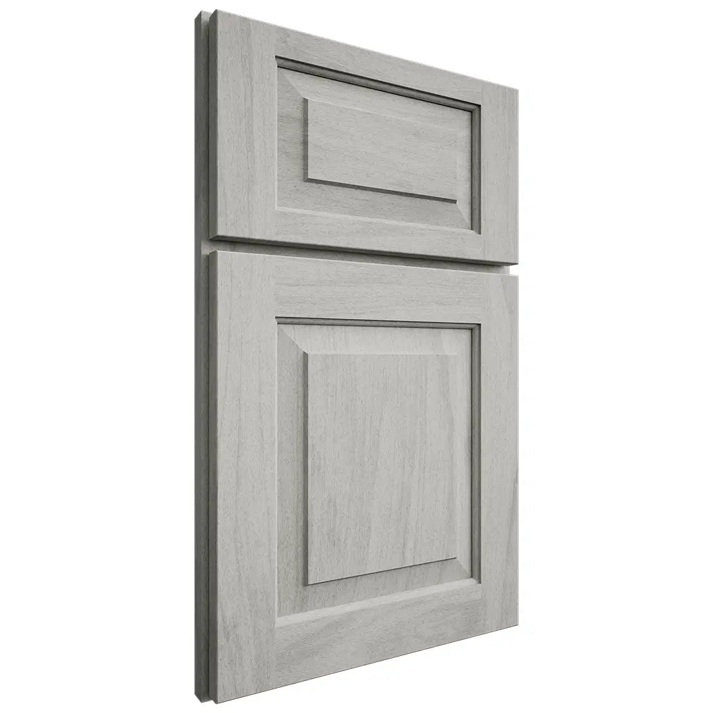 Shiloh Cabinetry Full Overlay Richmond Poplar Plain Cut Stratus Door