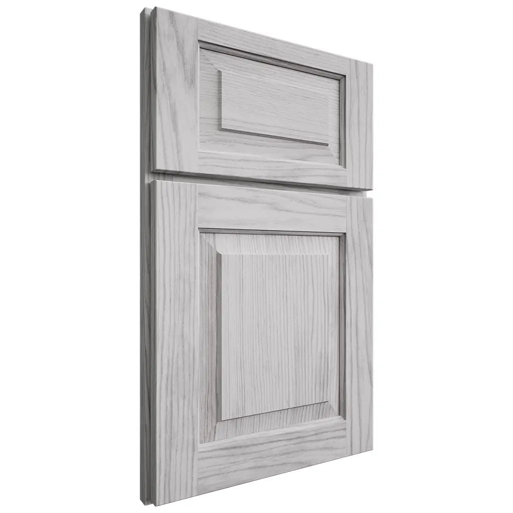 Shiloh Cabinetry Full Overlay Richmond Walnut Plain Cut Stratus Door