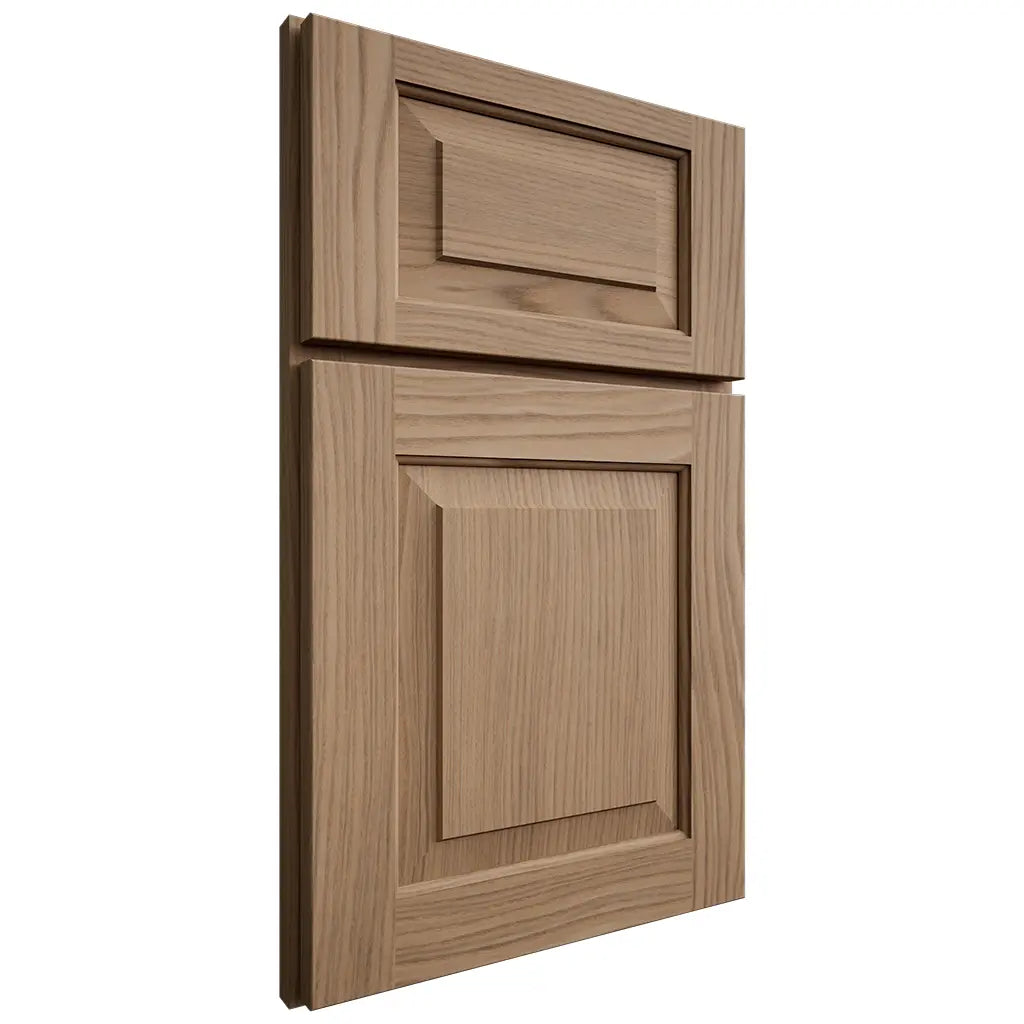 Shiloh Cabinetry Full Overlay Richmond White Oak Plain Cut Natural Door