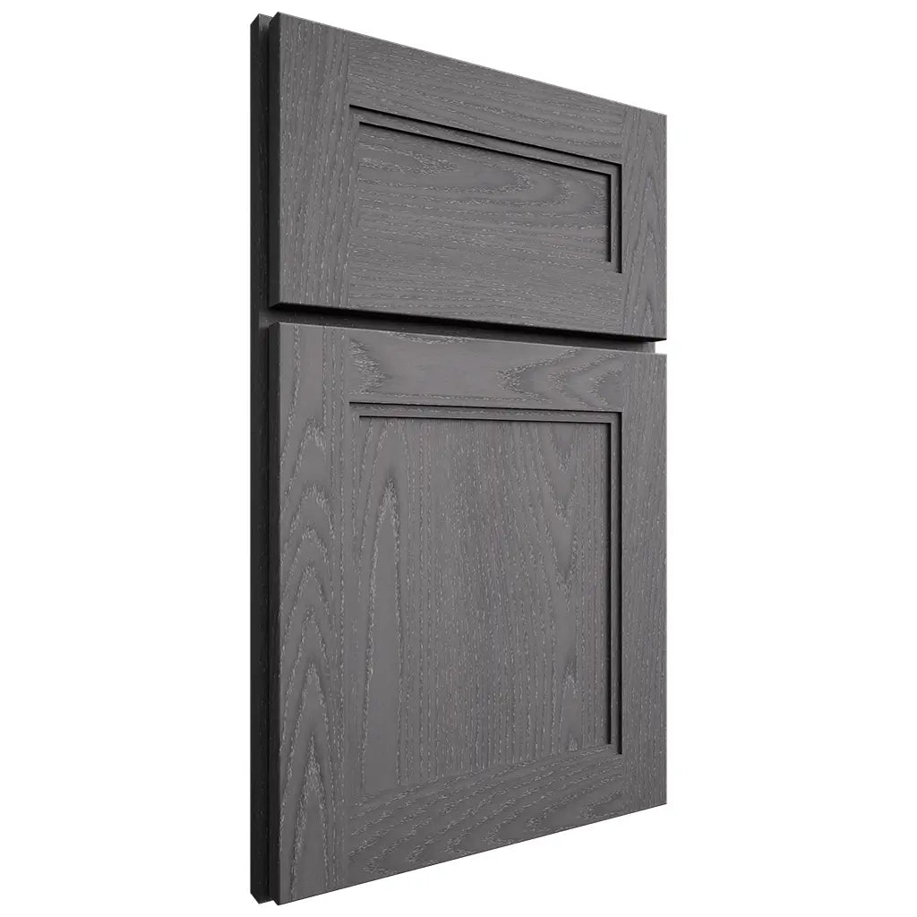 Shiloh Cabinetry Full Overlay Scottsdale Red Oak Plain Cut Cadet Door
