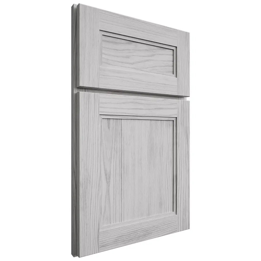 Shiloh Cabinetry Full Overlay Scottsdale Walnut Plain Cut Stratus Door