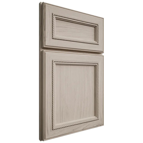 Shiloh Cabinetry Full Overlay Shelby Poplar Plain Cut Seagull Door