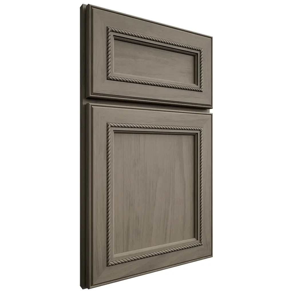 Shiloh Cabinetry Full Overlay Shelby Poplar Plain Cut Sterling Door