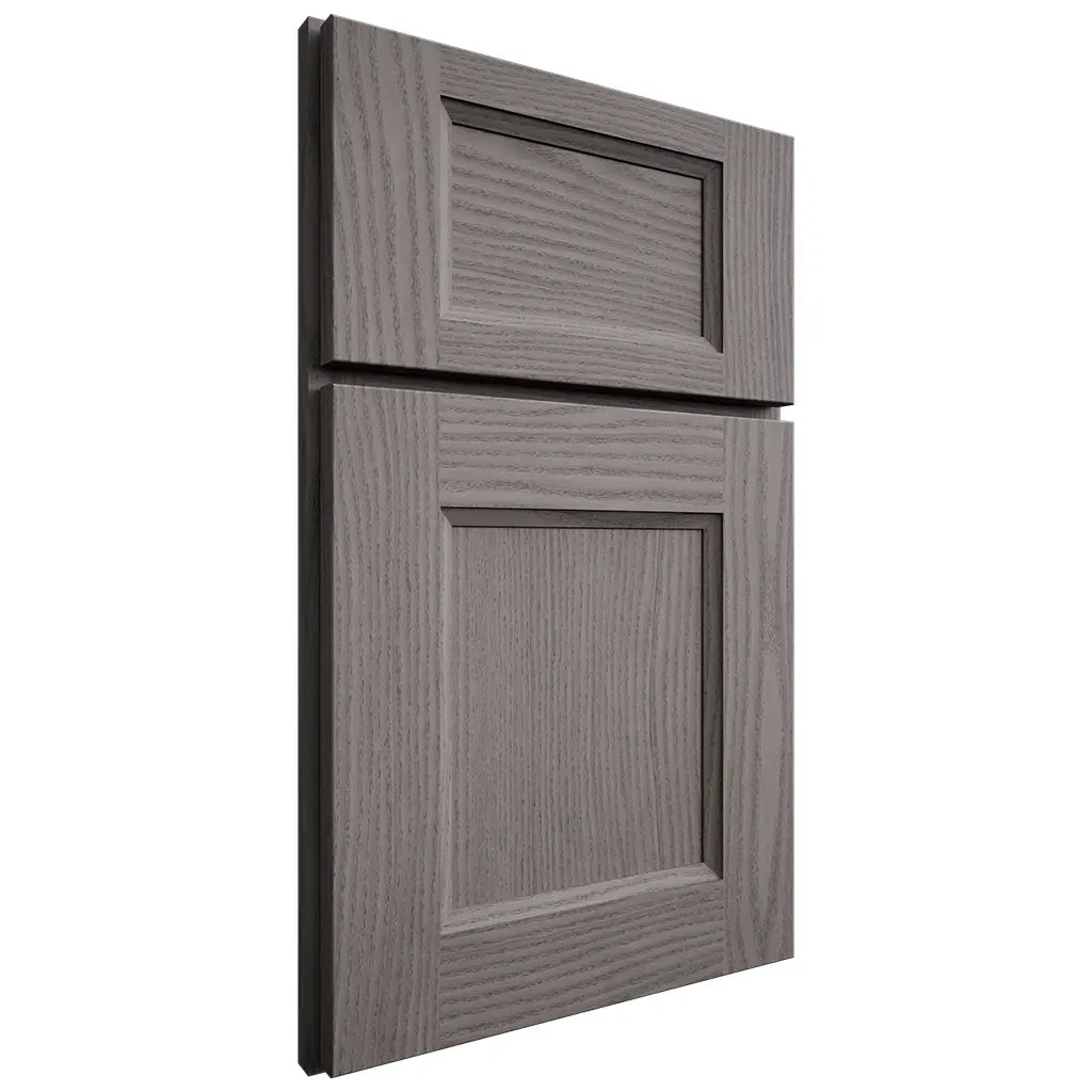 Shiloh Cabinetry Full Overlay Statesville White Oak Plain Cut Flagstone Door