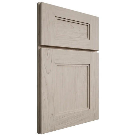 Shiloh Cabinetry Full Overlay Tahoe Poplar Plain Cut Seagull Door