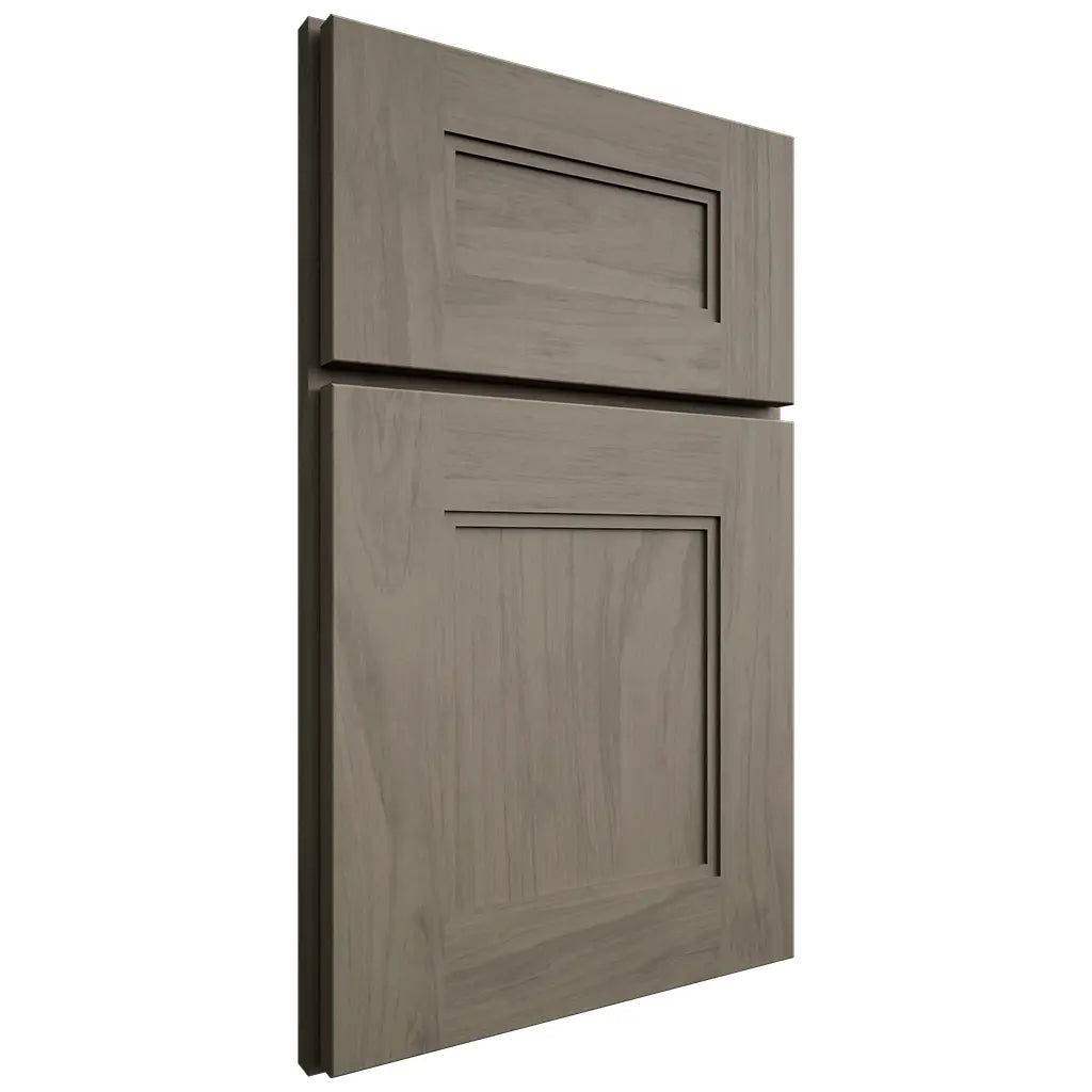 Shiloh Cabinetry Full Overlay Tahoe Poplar Plain Cut Sterling Door