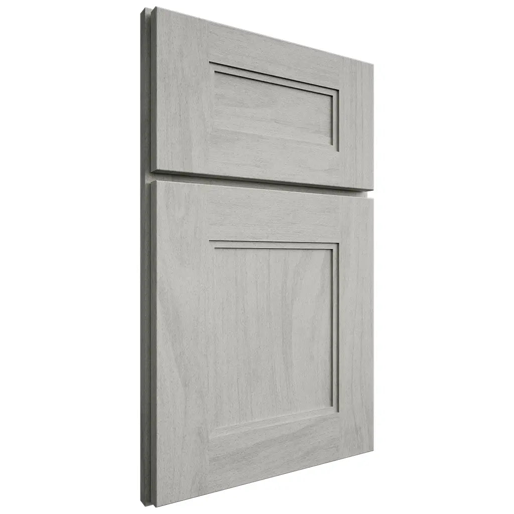 Shiloh Cabinetry Full Overlay Tahoe Poplar Plain Cut Stratus Door