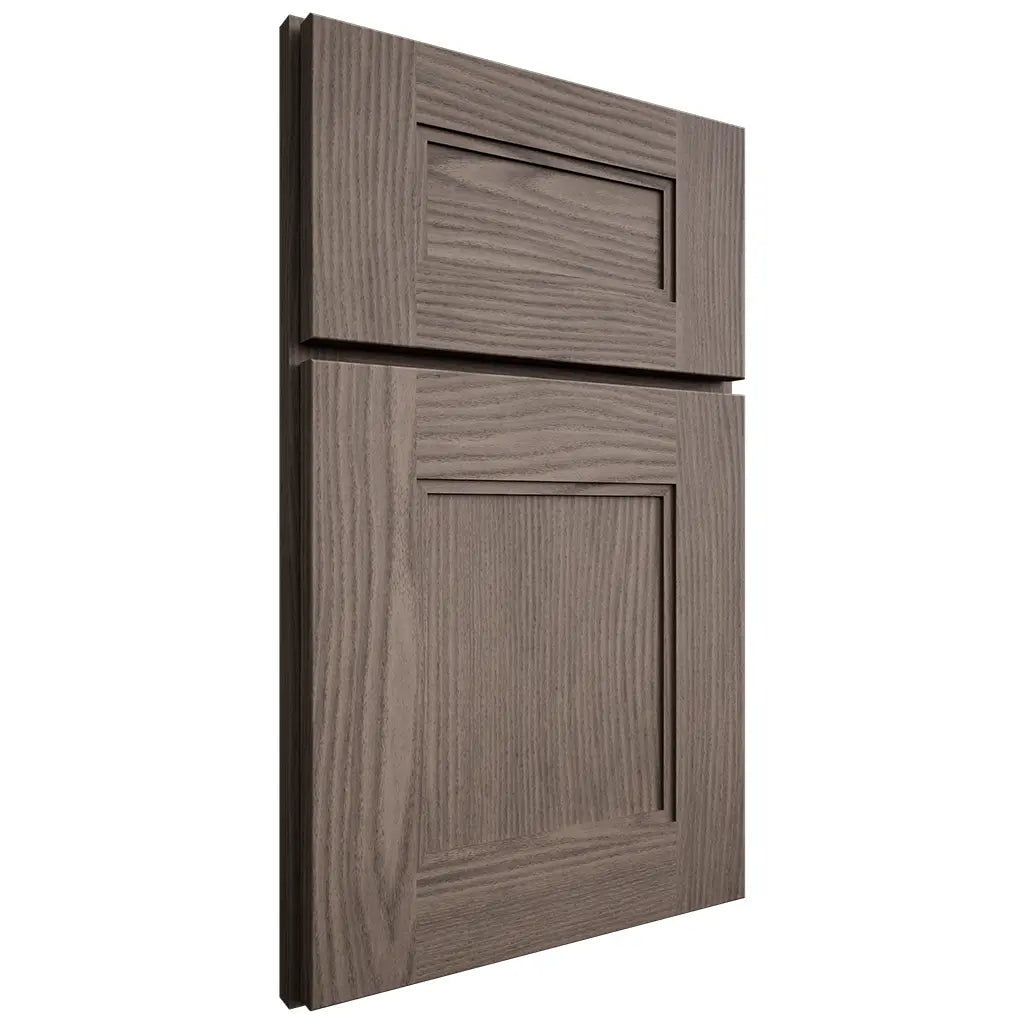 Shiloh Cabinetry Full Overlay Tahoe White Oak Plain Cut Clay Door