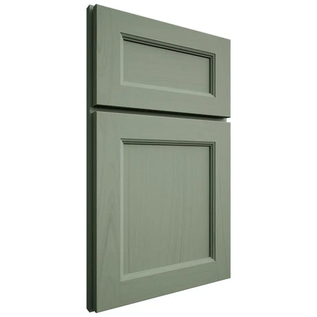 Shiloh Cabinetry Full Overlay Ward Poplar Plain Cut Moss Door