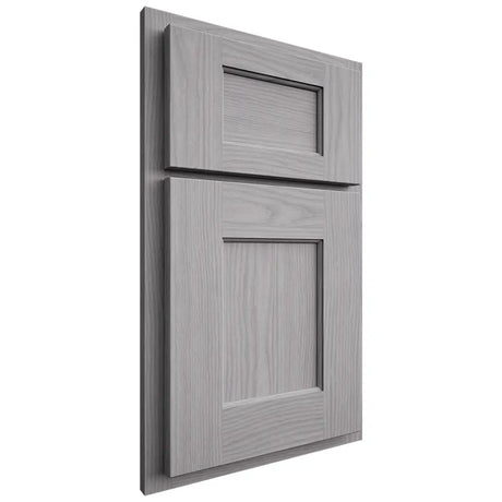 Shiloh Cabinetry Partial Overlay Heritage White Oak Plain Cut Stratus Door