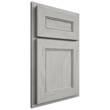 Shiloh Cabinetry Partial Overlay Landes Poplar Plain Cut Stratus Door