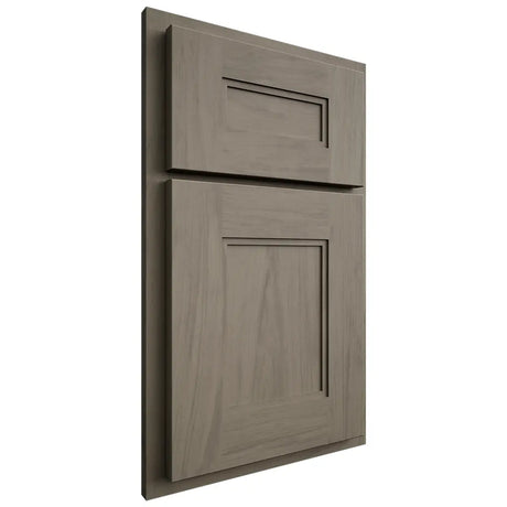 Shiloh Cabinetry Partial Overlay Tahoe Poplar Plain Cut Sterling Door