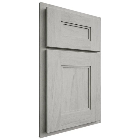 Shiloh Cabinetry Partial Overlay Tahoe Poplar Plain Cut Stratus Door