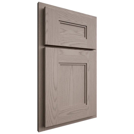 Shiloh Cabinetry Partial Overlay Tahoe Red Oak Plain Cut Sterling Door